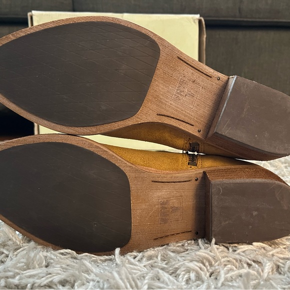 Frye Suede ankle boots - size 39 - Picture 3 of 11